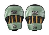 Manillas curvas o Manoplas para golpes Cleto Reyes, WBC