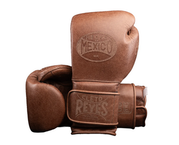 Guantes de entrenamiento Cleto Reyes de Cinta de Contacto Vintage 1945